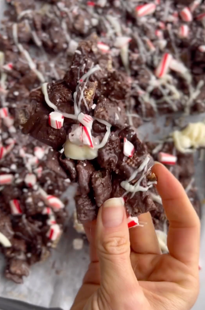 Peppermint Muddy Buddy Bark